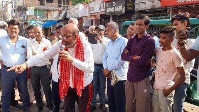 nabab-alam-play-sutradhar