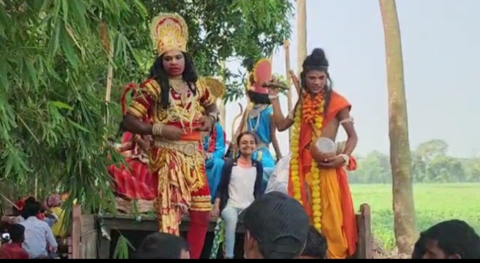 A huge procession taken out on the sixth day of Bhagwat Katha
